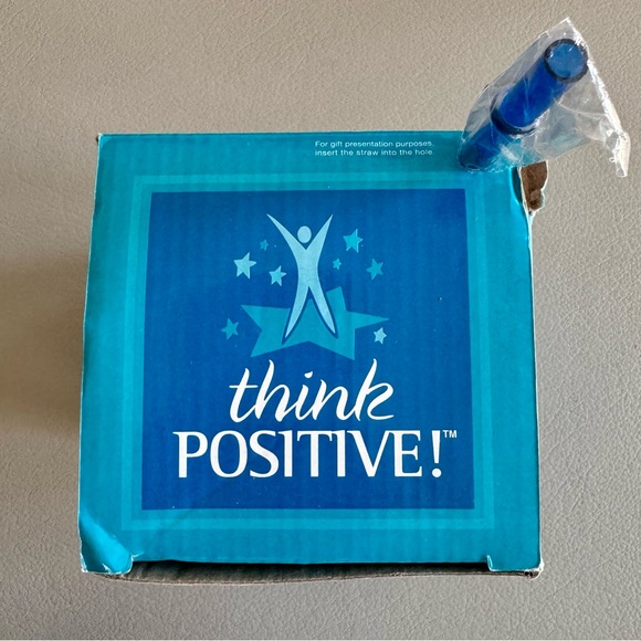 Think Positive Cup - Reusable Removable Straw | Positive Psychology Remind | NEW - Picture 2 of 3